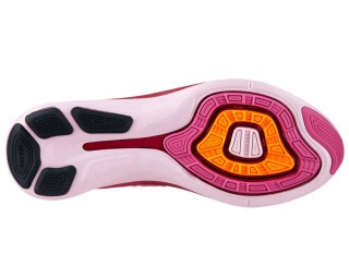 nike flyknit lunar pink